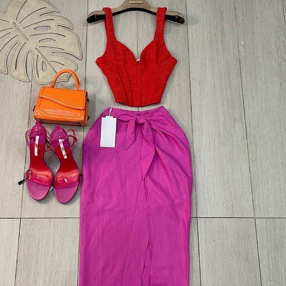 Zara Red Textured Corset Top - Picture 17 of 17